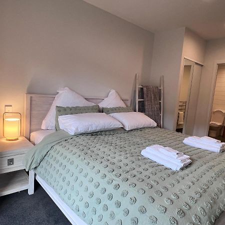 3 Bedroom Apartment In Newmarket Auckland Bagian luar foto