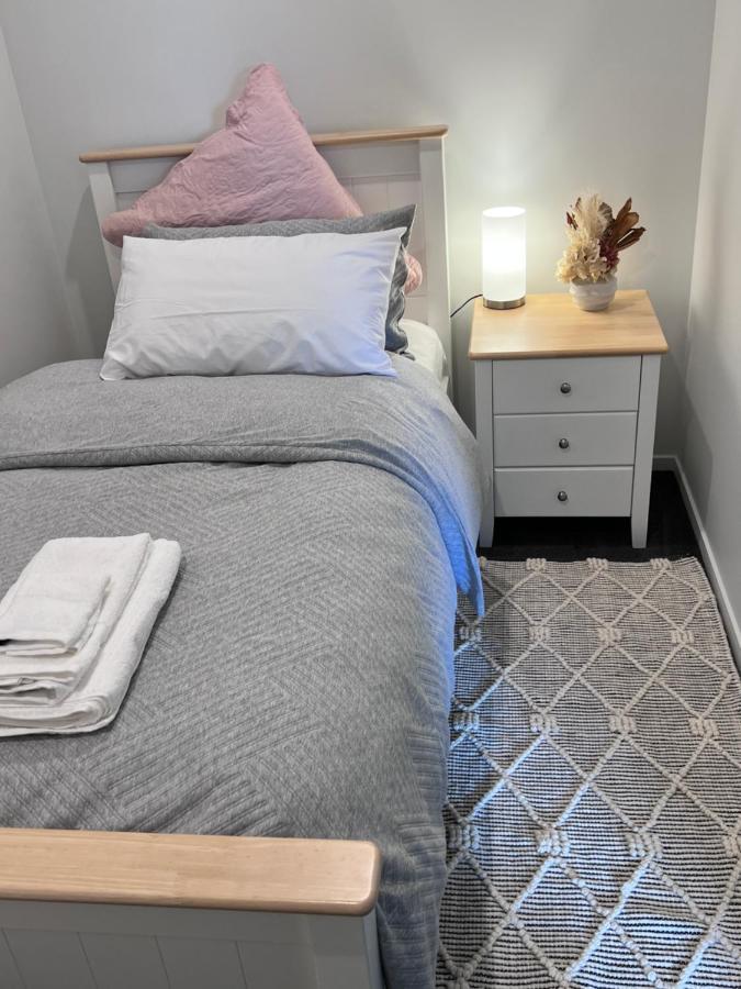 3 Bedroom Apartment In Newmarket Auckland Bagian luar foto
